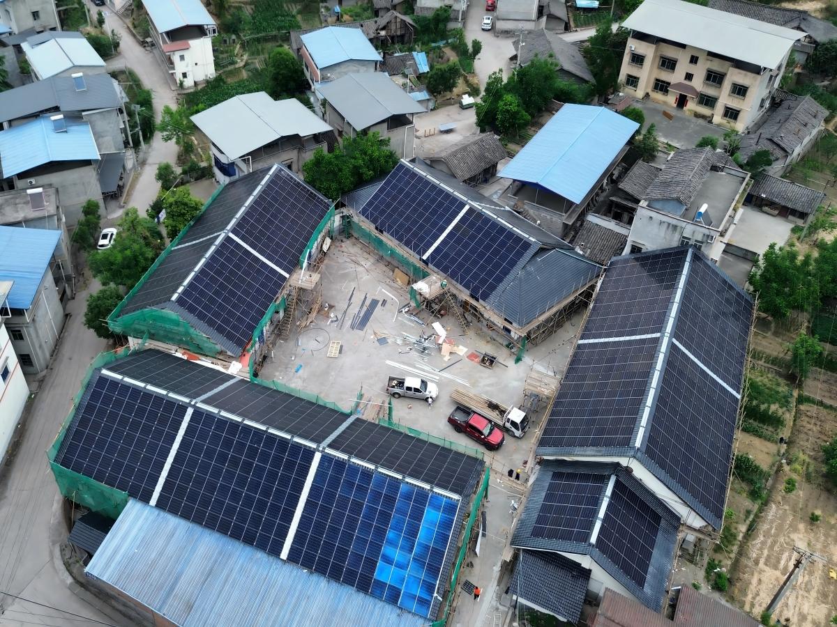 廣元黃家?guī)X糧庫394.12KW小青瓦改造項目